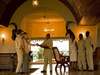 Chichele Presidential Lodge - greeting at entrance